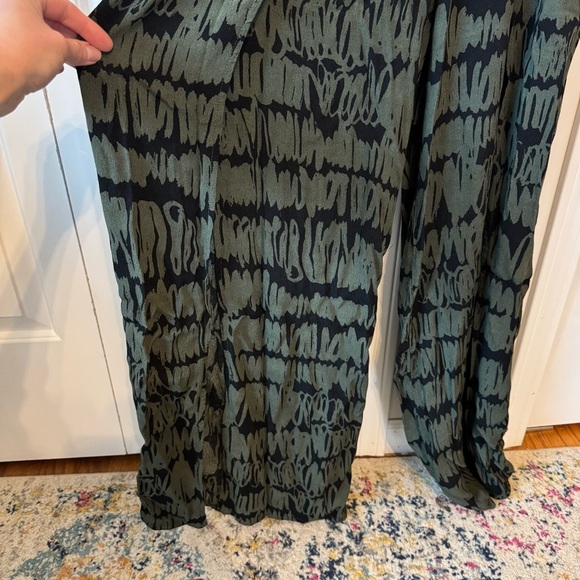 Evereve Anamá Women’s Zane Split Leg Jumpsuit Olive Green Racer Back Size Small - Picture 6 of 13